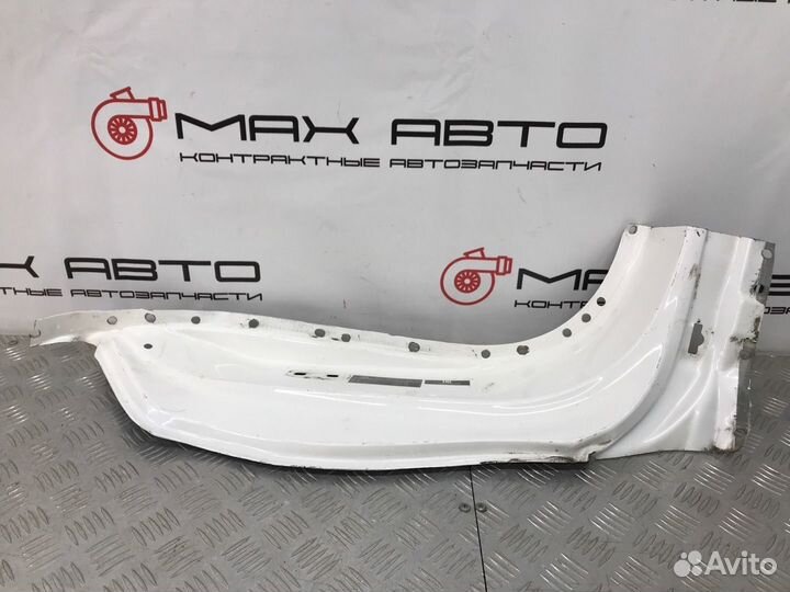 Б/У порог кузова передний правый Mercedes-Benz