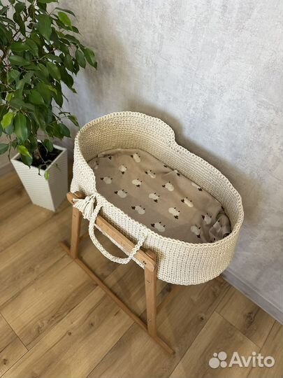 Вязаная люлька