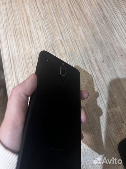 HUAWEI Nova 2i, 4/64 ГБ