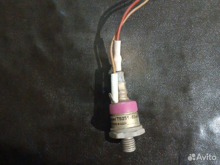 Тиристор тб251-80