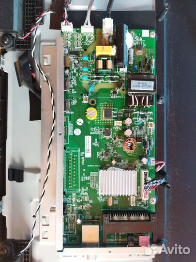 Телевизор LT-32M380 JVC на запчасти