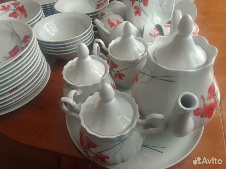 Сервиз 68п, серия Рубин, Добрушский фарфоровый з/д