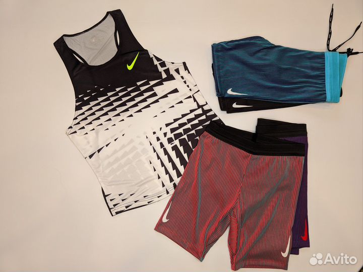 Беговой комплект Nike Майка + Тайтсы