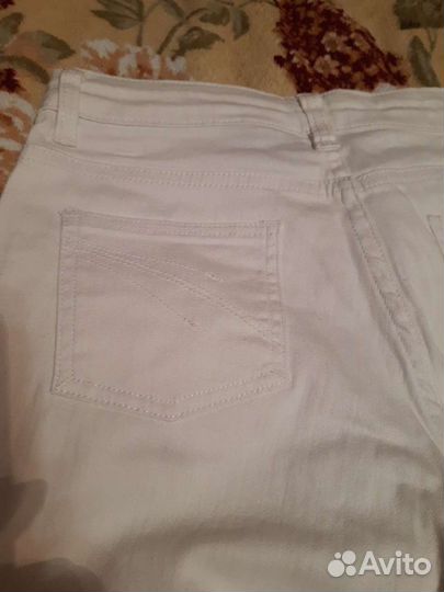 Джинсы женские