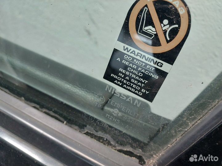 Дверь левая передняя Nissan Murano