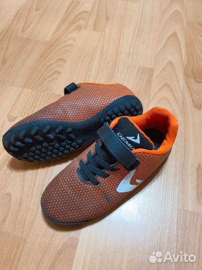 Бутсы футбольные