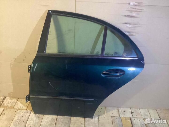 Дверь задняя левая Mercedes-Benz E-Class
