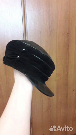 Женская кепка