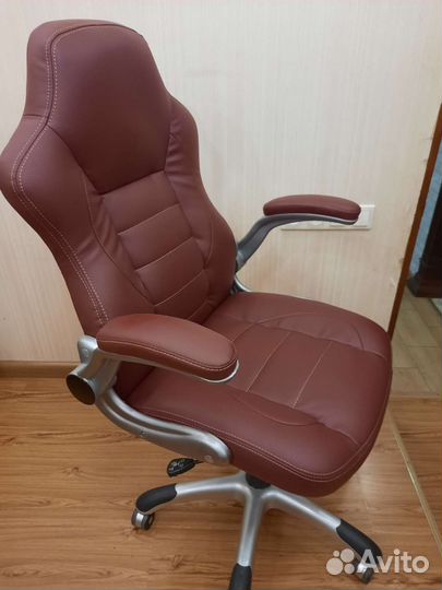 Офисные кресла