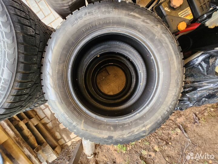 Formula Ice 215/65 R16 98T