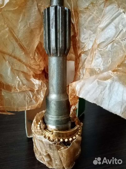 Новый вал первичный с кольцом УАЗ