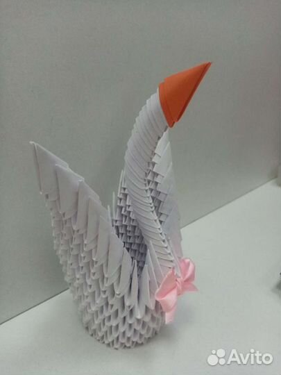 Лебедь. Оригами. Поделки