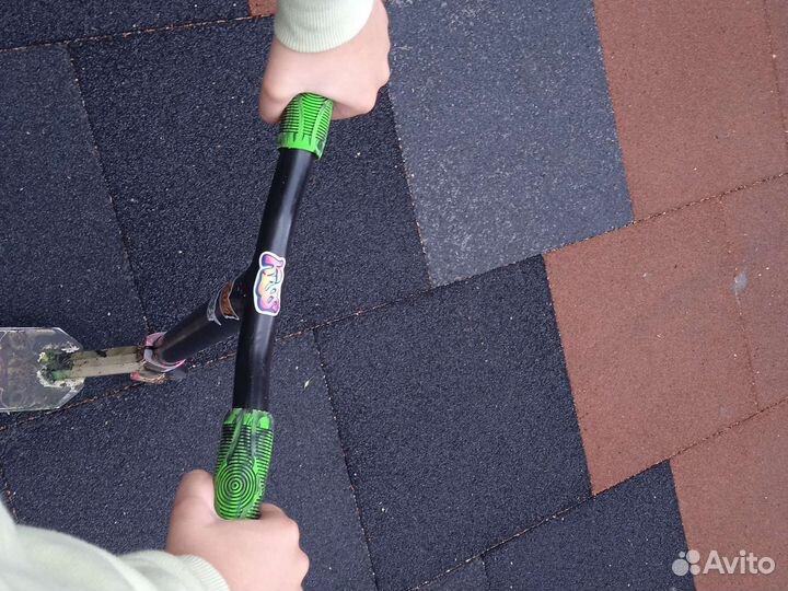 Продаю самокат в среднем качестве самоката