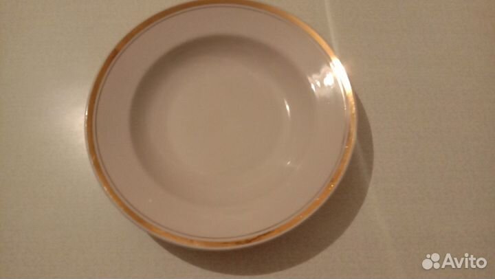 Тарелки большие глубокие
