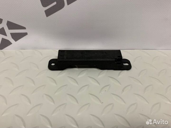 Антенна Mercedes Gle W166 3.5 дизель 2016