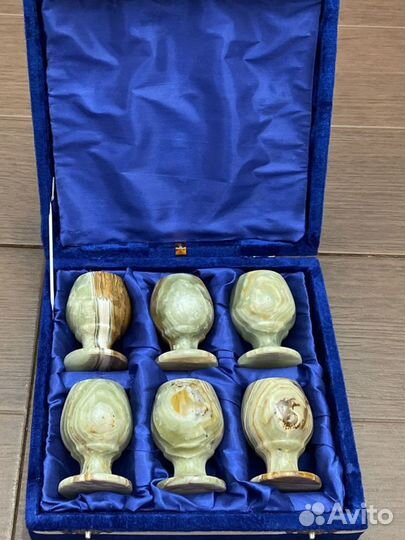 Малахитовые стопки