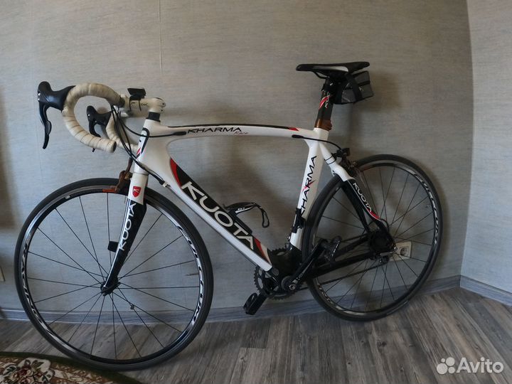 Шоссейный велосипед Kuota Kharma race carbon