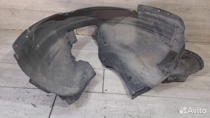 Подкрылок передний правый Volkswagen Jetta 6 С
