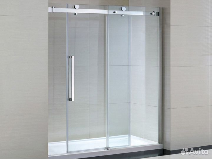 Стеклянные душевые перегородки