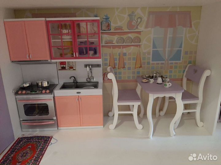 Домик кукольный