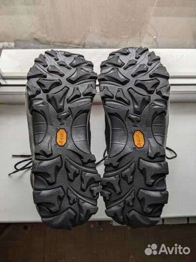 Ботинки трекинговые THB 