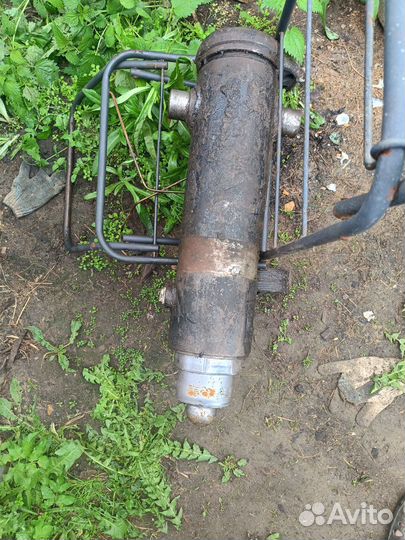 Цилиндр подъёма кузова раз 5551