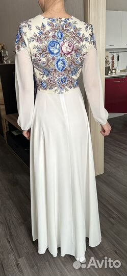 Платье на выход р.42