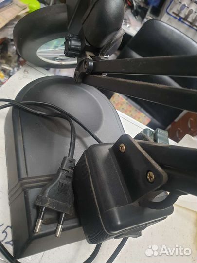 Лампа лупа настольная(не светит)