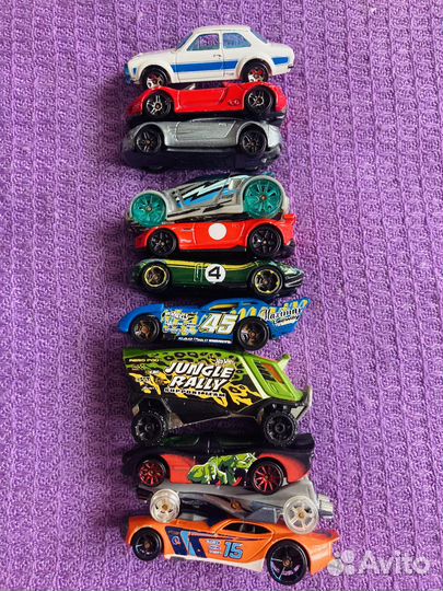 Hot wheels машинки коллекционные