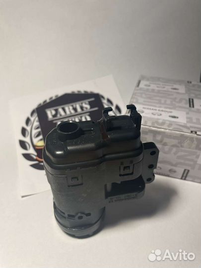 Мотор зеркала L Nissan Patrol Infiniti QX56 QX80