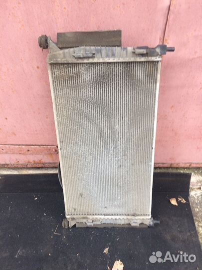 Радиатор охлаждения Mazda 3 BL 2.0