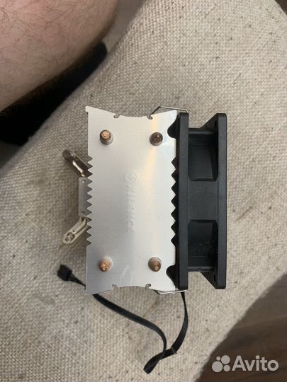 Кулер для процессора Xilence M402