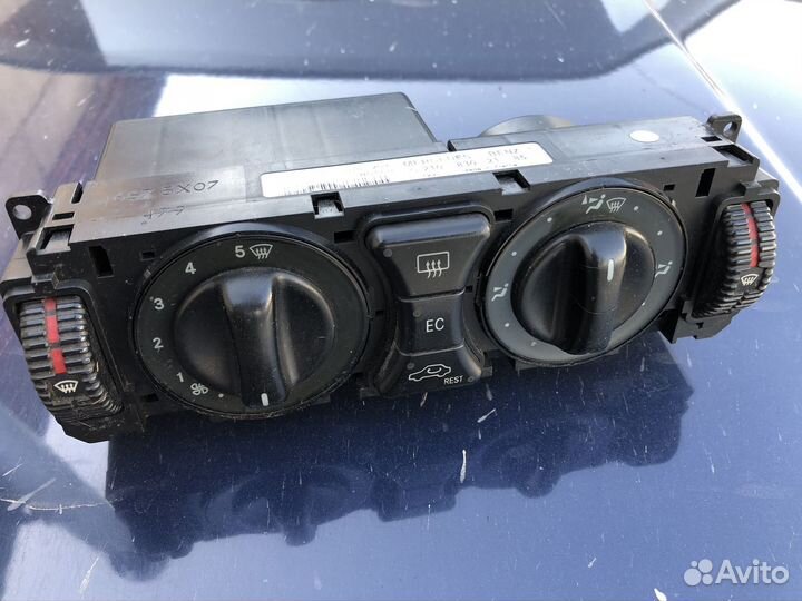 Блок управления климатом W210