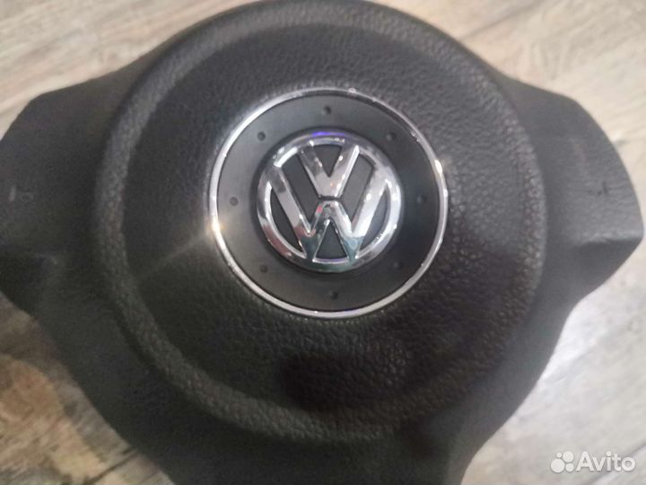 Накладка руля AirBag Volkswagen Polo муляж