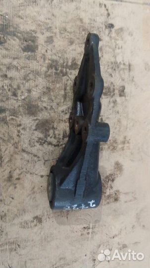 Кронштейн передней рессоры Man Tgm