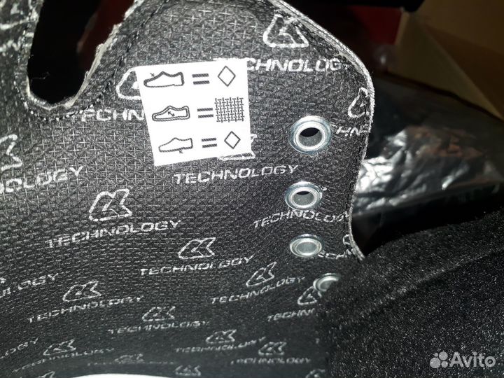 Коньки хоккейные 42 размера