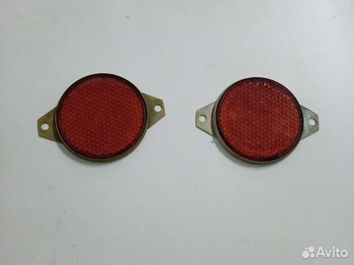 Катафот отражатель