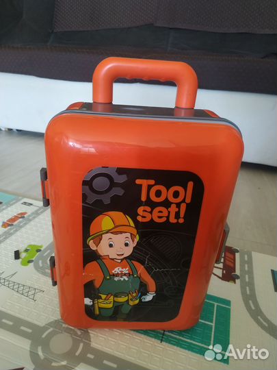 Игрушка чемодан строительный