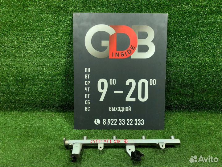 Топливная рампа правая Nissan Fuga GY50 VK45DE