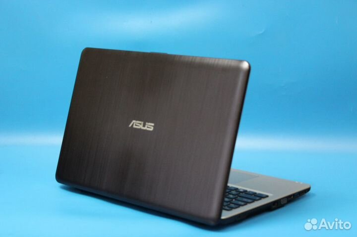 Ноутбук Asus на Core i7/GeForce/6Gb/1000Gb