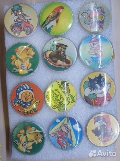 Продам детские значки и переливашки лот №2