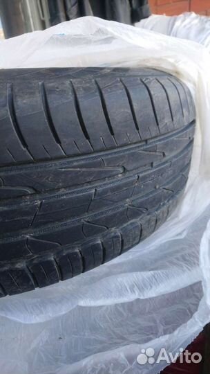 Продам колеса. Литьё. nokian 195/65/15. Б/у один г