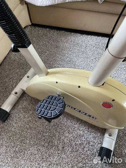 Велотренажер torneo jazz