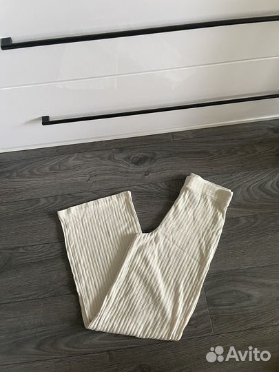 Легкие штаны h&m