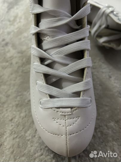 Коньки фигурные Bellа, 37 размер