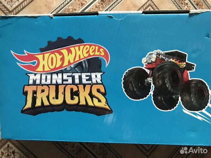 Самокаты Hot Wheels Monster Trucks новый