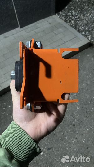 Устленная подушка кпп веста