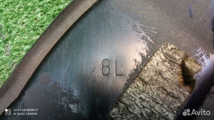 Пыльник тормозного диска передний левый Toyota