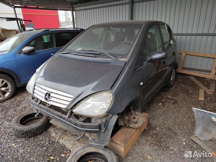 Mercedes W168 на разбор - без правого порога