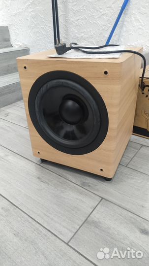 Сабвуфер 10 дюймов активный мощный